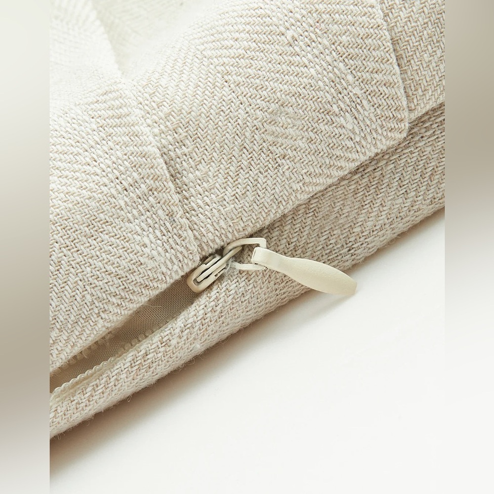 145 Linen Blend Cropped Blouse with Cross Wrap Detail - Picture 3 of 4